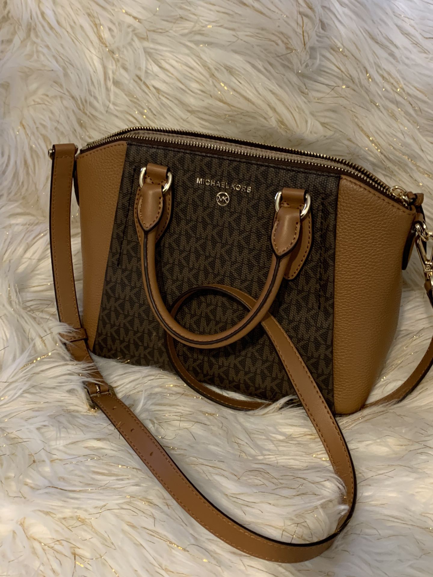 Michael Kors Shoulder Bag (Brand New)