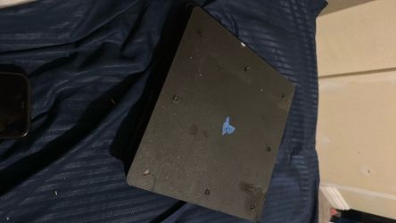 PlayStation 4 Slim