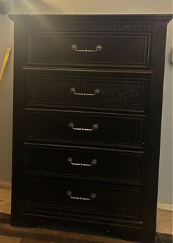 Bedroom dresser