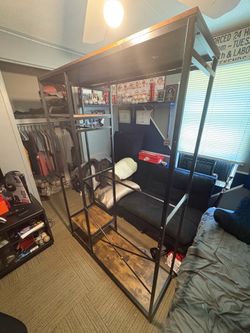 Clothes rack