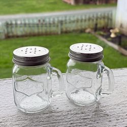 Salt & Pepper Shakers