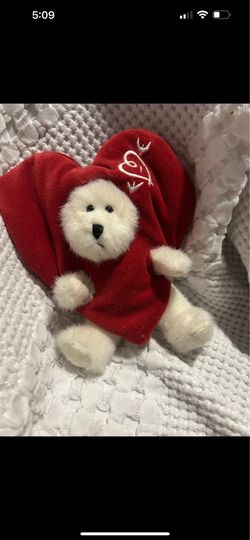 Ima Softheart Boyd’s Bear