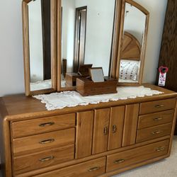 Solid Oak bedroom Set