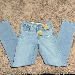 Levi’s Women Denim 724 High Rise Slim Straight 