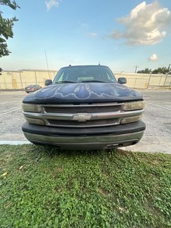 2004 Chevrolet Suburban