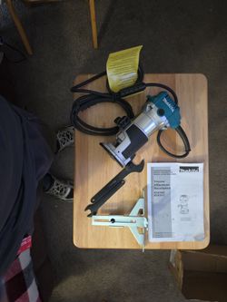 Makita router