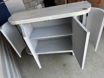 Buffet/storage Piece