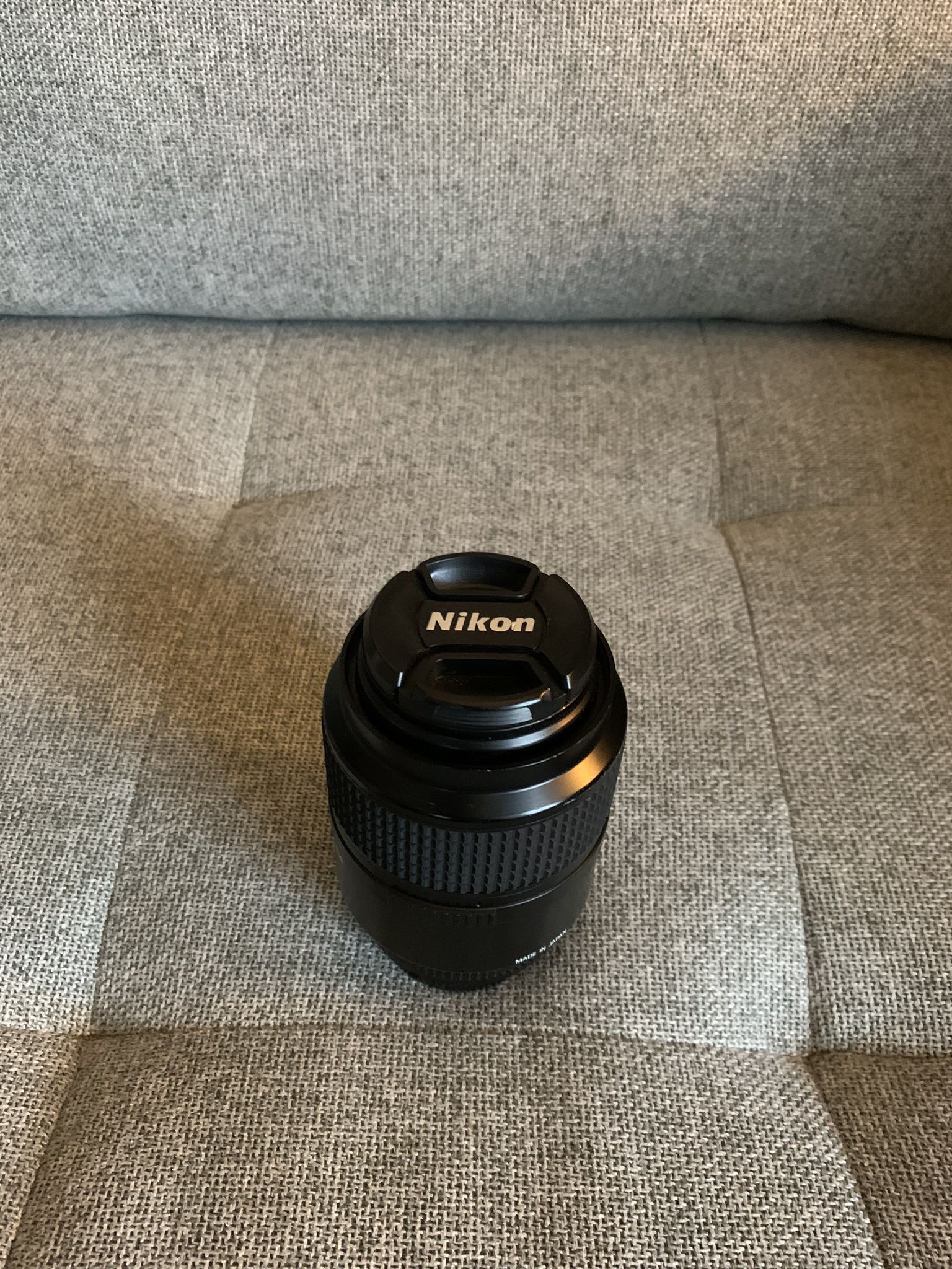 Nikon 105mm f/2.8D AF Micro-Nikkor Lens