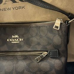 Coach Purse Acorn Shoulder Bag -Purse Authentic 