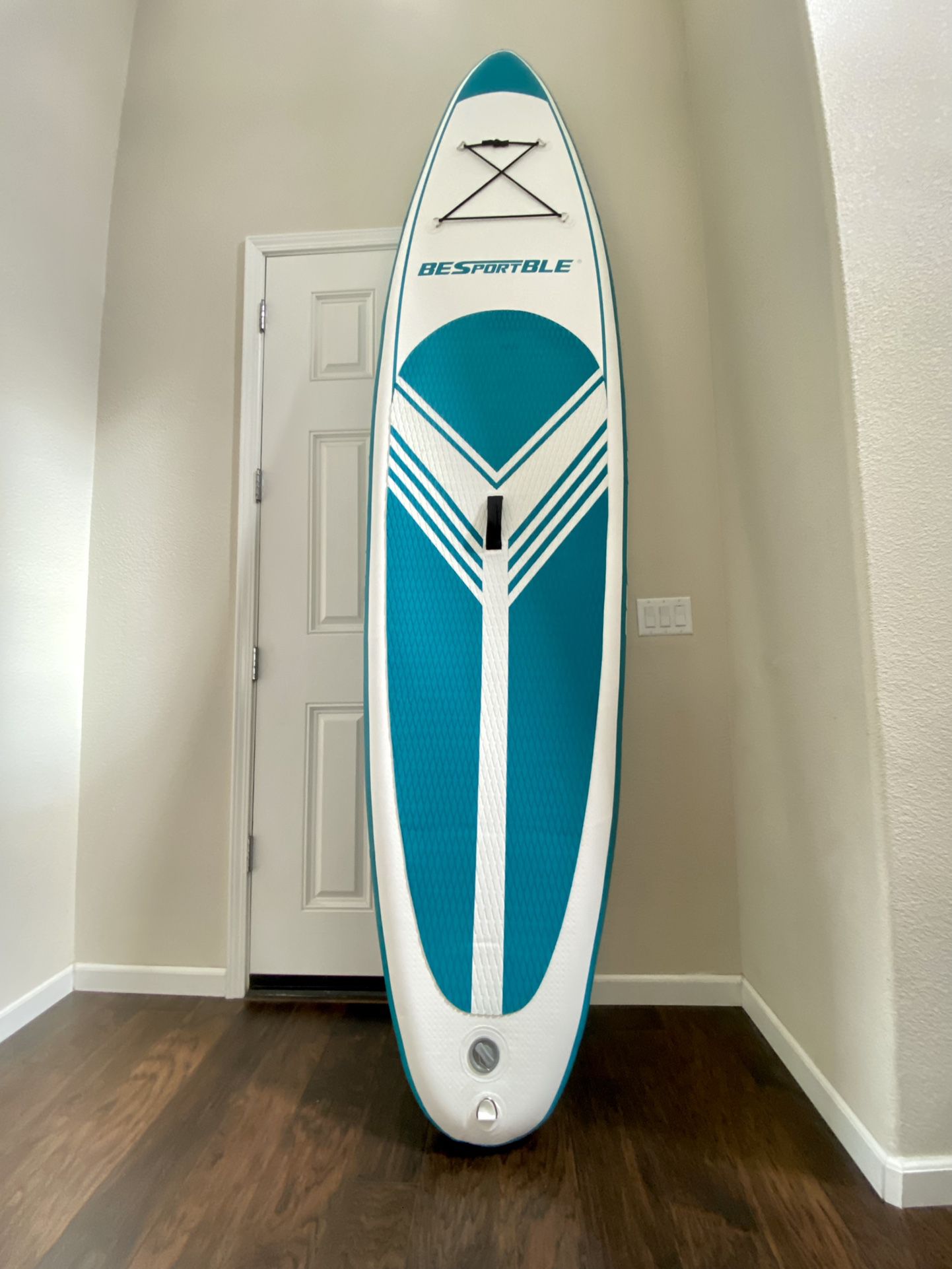 BRAND NEW—10FT PADDLE BOARD W/ COMPLETE ACCESSORIES & AIR PUMP/ BACKPACK/ 330lbs max weight cap.