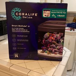 Fish Tank CORAL LIFE Bio-Cube 14 Gallon  all In One system, freshwater and salt water compatible great for office or home 1st $180 Takes It