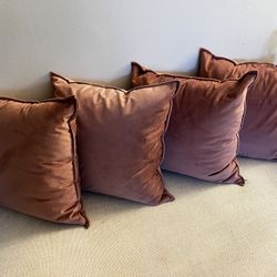 et of 4 Dusty Rose Velvet Throw Pillows – Plush Accent Cushions