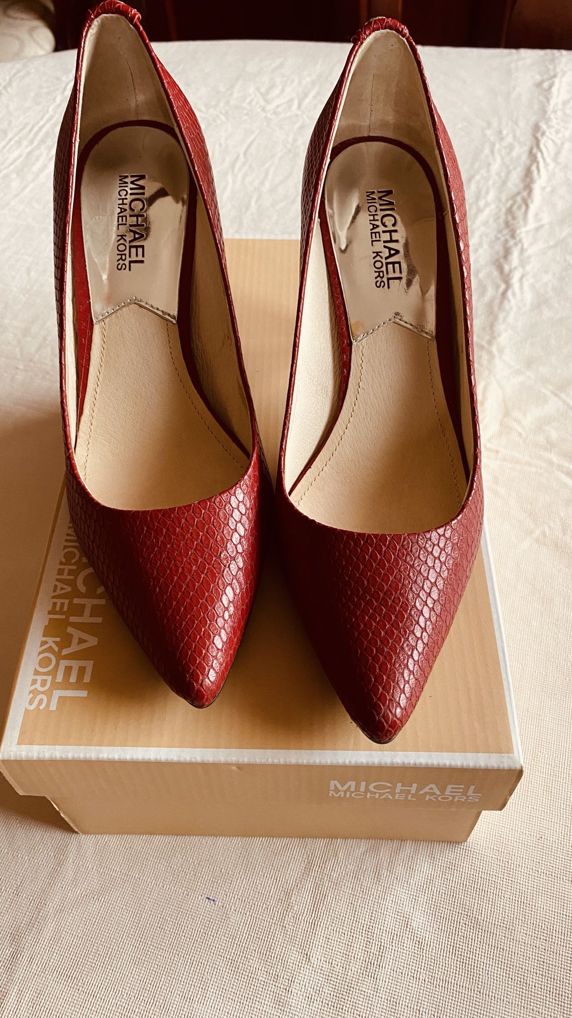 Red High Heels 👠 Size 6.5 Michael Kors