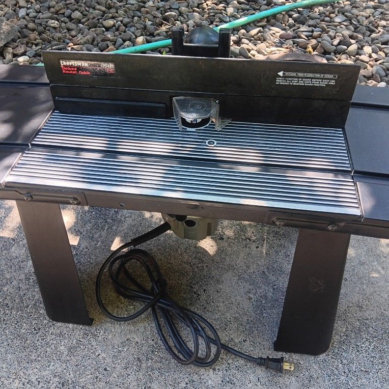 Router Table W/Craftsman Router