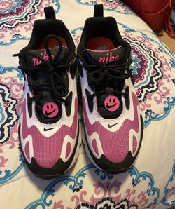 Nike Smiley Face Sneakers