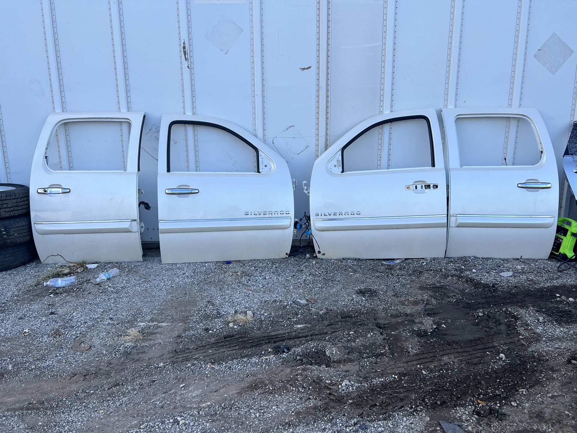 2007-2014 Chevy GMC Silverado LTZ Sierra Yukon Tahoe Suburban Doors Pearl White