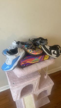 Gym shoes