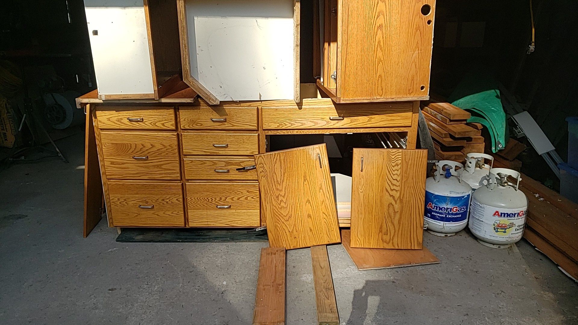 **Pending Pickup ** FREE Kitchen / Shop Cabinets with Hardware