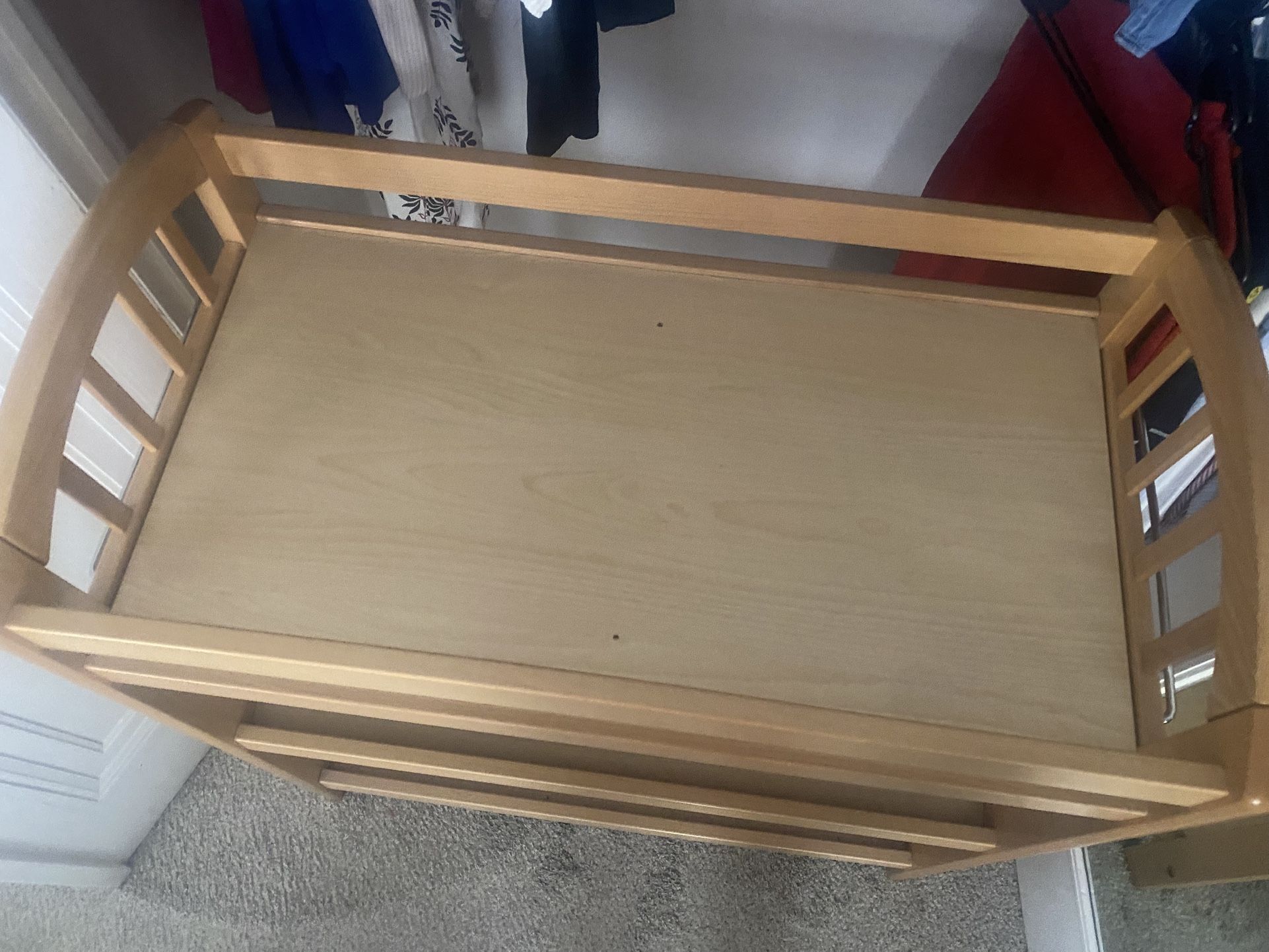 Wood baby changing stand