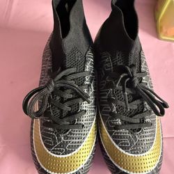 Soccer Cleats  EU 32 youth 1