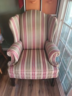 Free arm chair