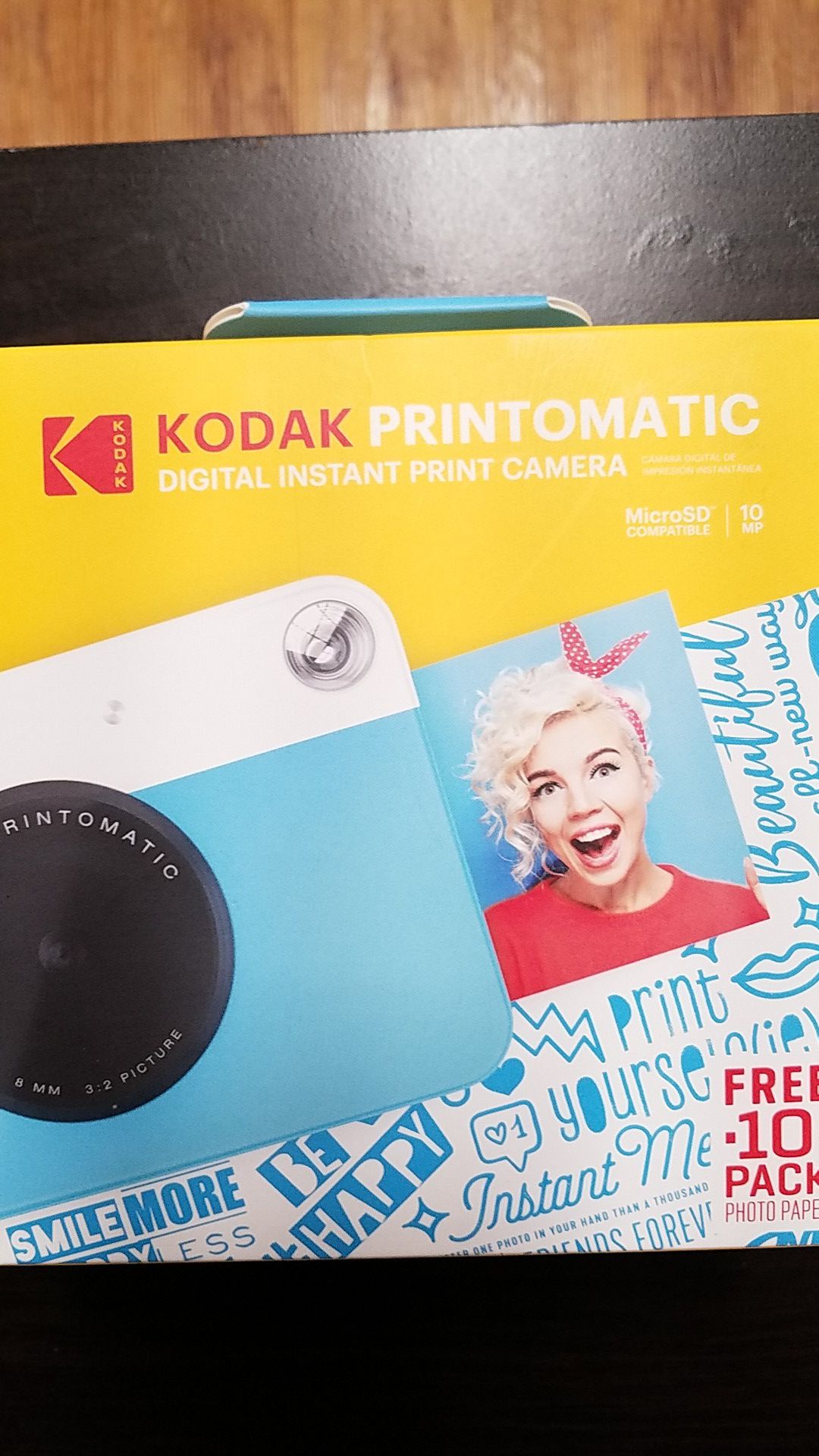 Kodak Printomatic Digital Instant Camera