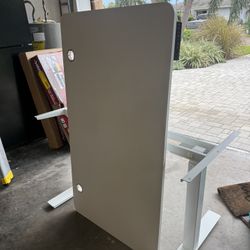 Autonomous Adjustable Desk