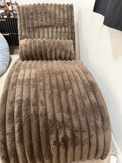 Sofia Chocolate Chaise