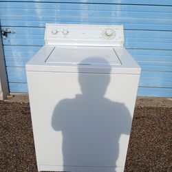 Whirlpool Washer Super Capacity And Heavy Duty On Good Working Condition 