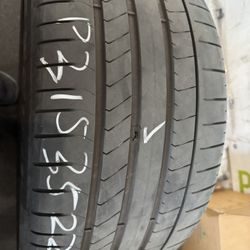 (1) 22” Pirelli Pzero 315/35/22 Used  Runflat Tire