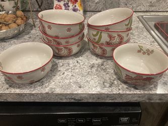 Tabletop Gallery Maly 8-piece