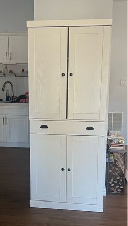 Kitchen Pantry Cabinet