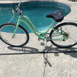 Huffy Parkside, Seven Speed Ladies, Bike