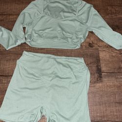 Lily Yoga Set