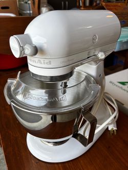 White Kitchen Aid Stand Mixer