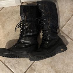Ugg Winter Snow Boots (Used)