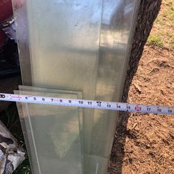 10 Glass shelving Free 