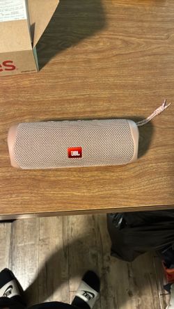 JBL Flip 5