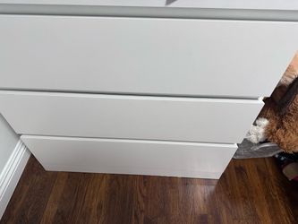 Ikea - Malm 3 drawer dresser