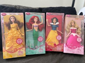 Disney princess classic collection-Bell, Ariel, Snow White and Aurora