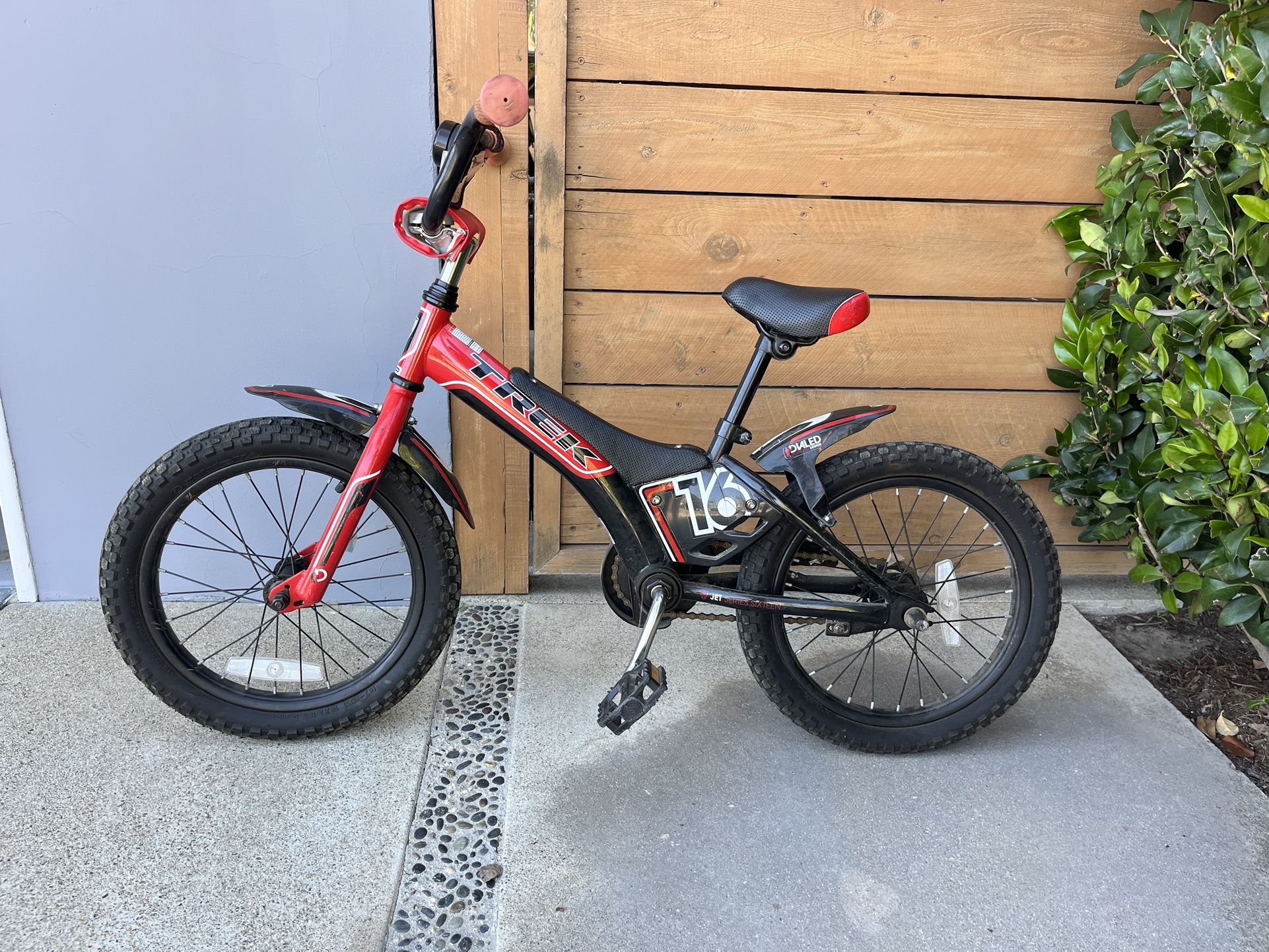 Trek Kids 16” Bike