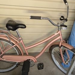 Huffy Cruiser Bike & Thule Child Seat