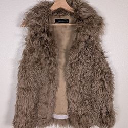 Zara Women's Medium Brown Faux Fur Vest