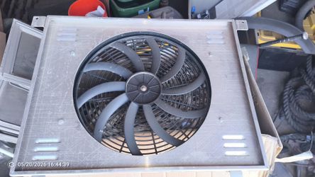Electric Radiator Fan with aluminum shroud