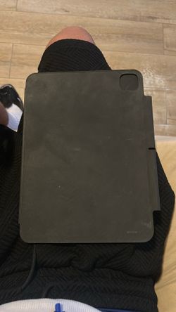 black ipad 13 pro case