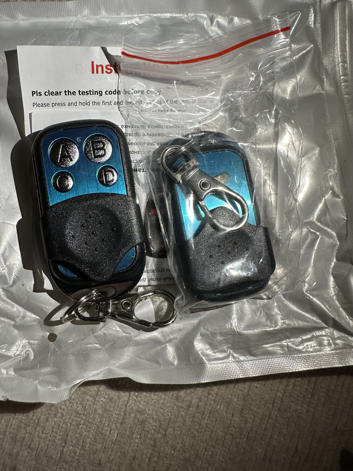 NEW Garage Door 4 Button UNIVERSAL REMOTES