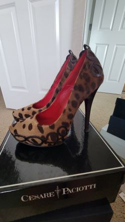 Cesare Paciotti Cowhide Leopard Pumps Size 36 , 6