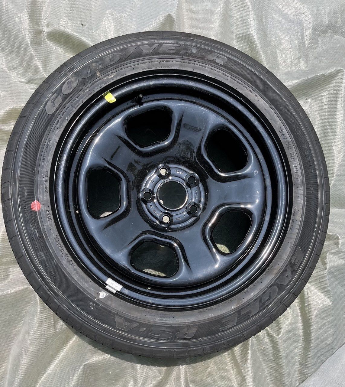 Goodyear eagle rs-a 245/55R18