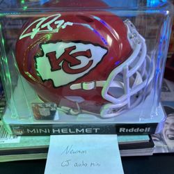 Chris Jones Mini Helmet Chiefs Beckett COA