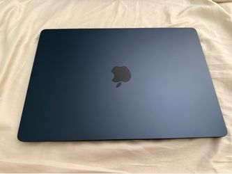 MacBook Air 15 Inch Midnight (M4) 16GB 2025